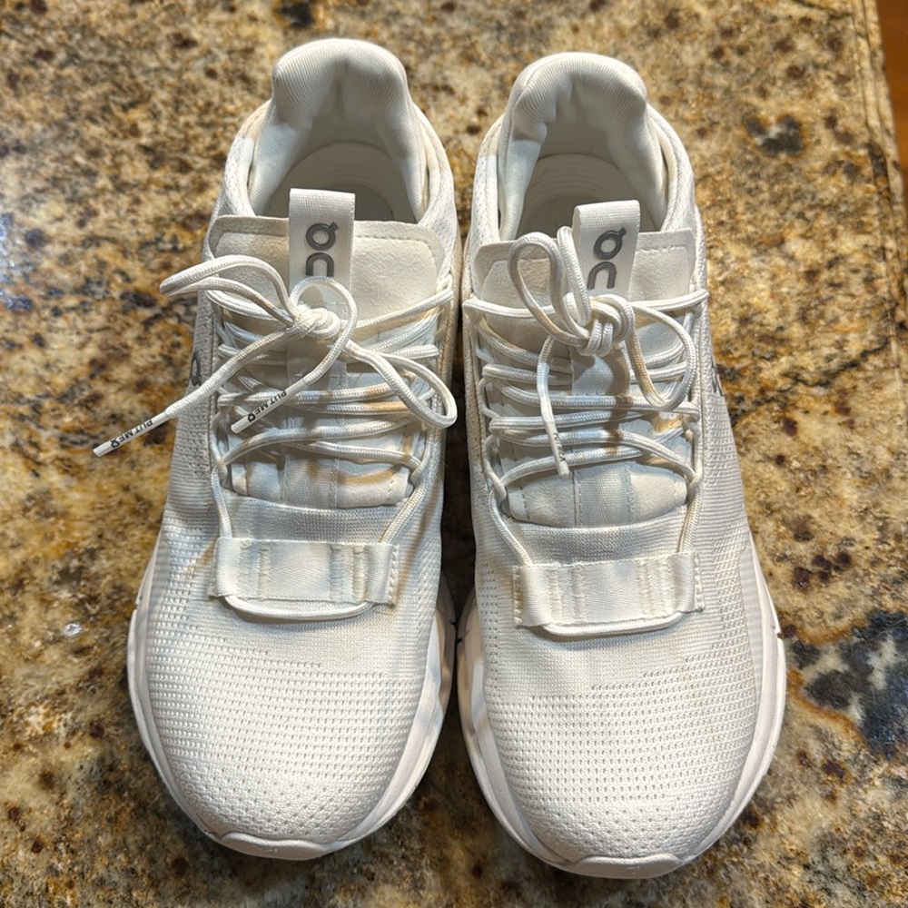 Oncloud Cloudnova Size 7 EUC